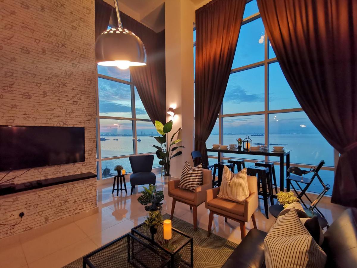 Maritime Suites Holiday Rental George Town Extérieur photo