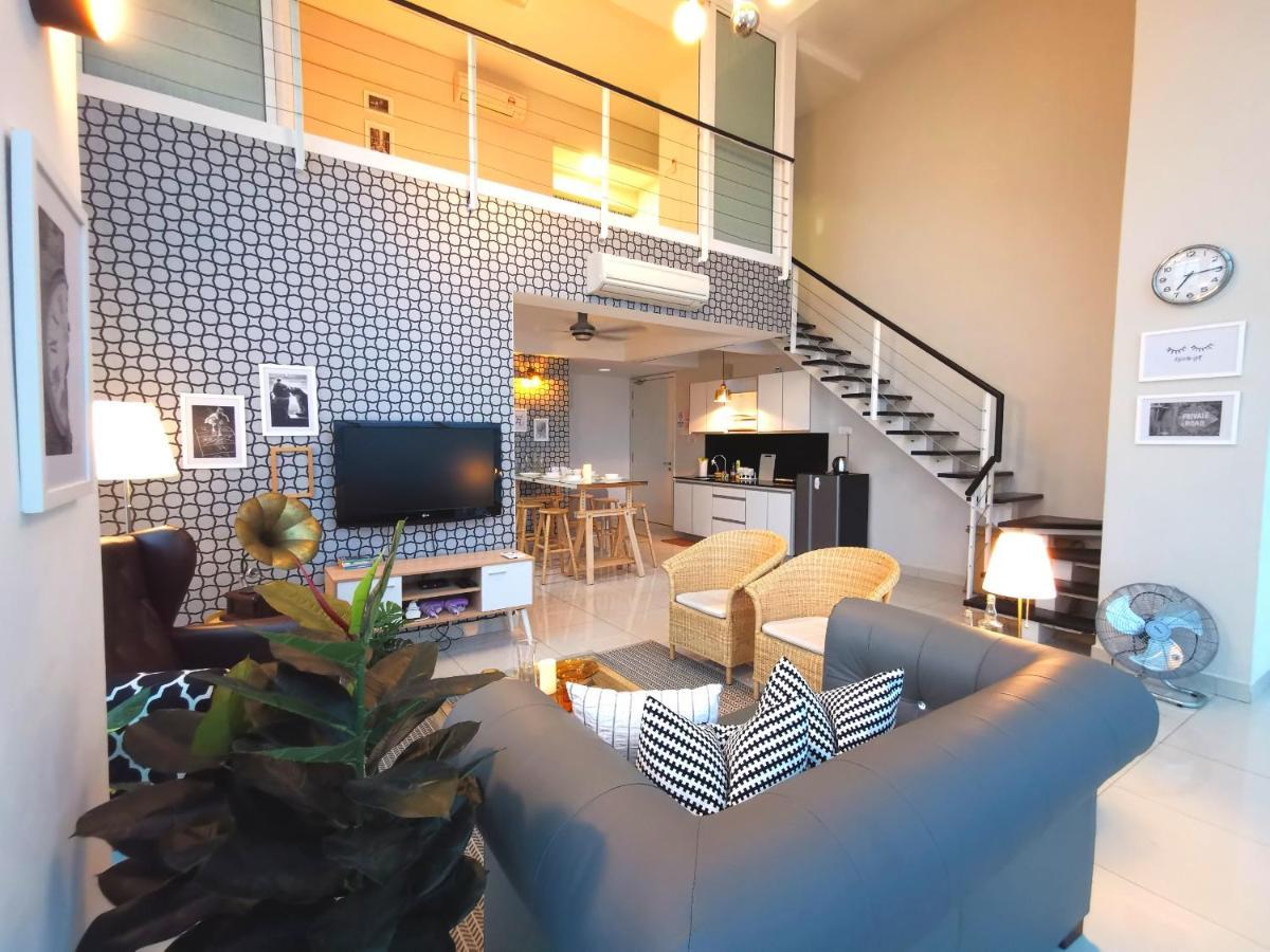 Maritime Suites Holiday Rental George Town Extérieur photo