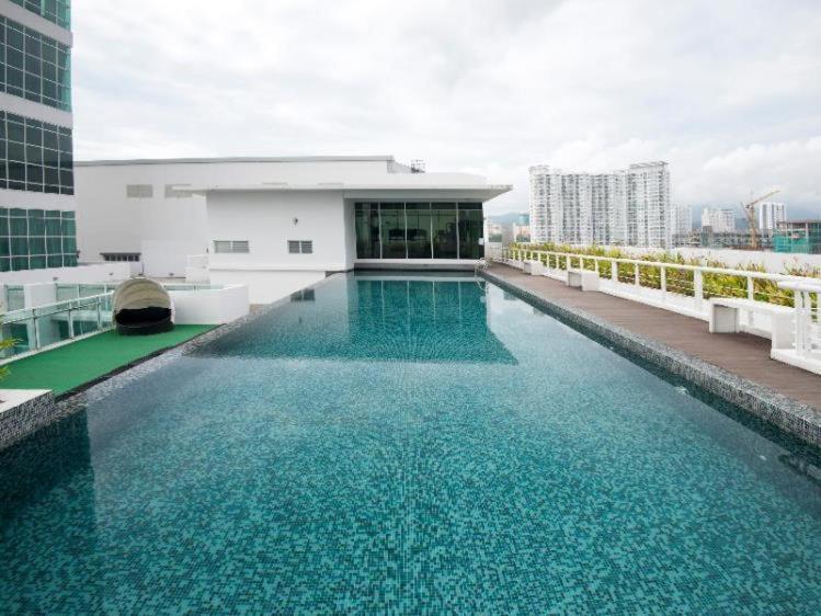 Maritime Suites Holiday Rental George Town Extérieur photo