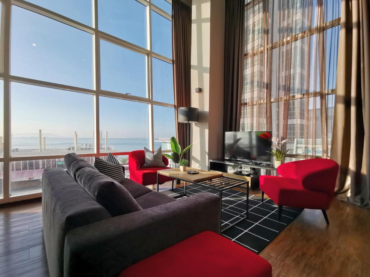 Maritime Suites Holiday Rental George Town Extérieur photo