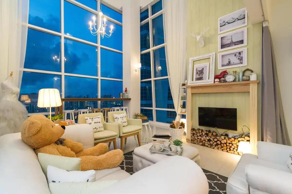 Maritime Suites Holiday Rental George Town Extérieur photo