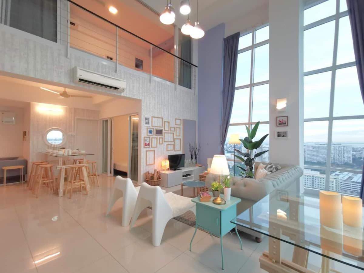 Maritime Suites Holiday Rental George Town Extérieur photo